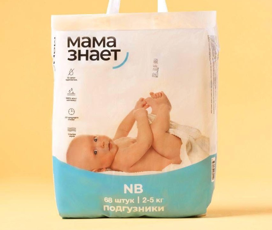Упаковка подгузников «Мама Знает» размера NB на 68 штук